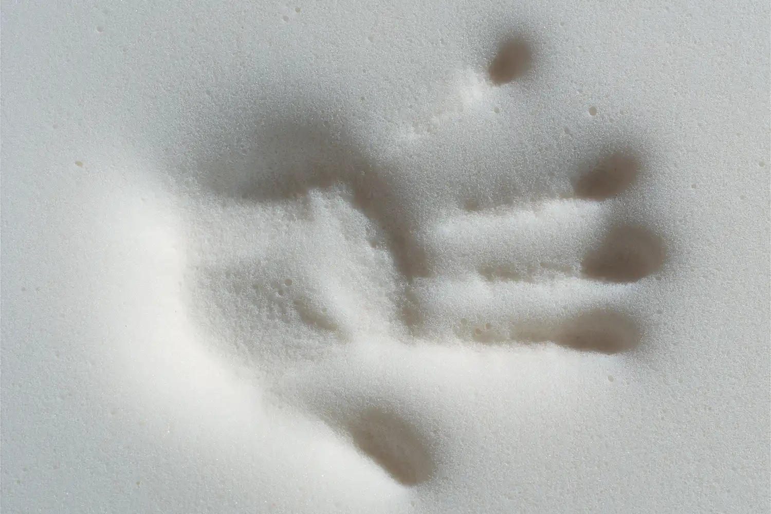 Viscoschaum bei Nackenstützkissen Memo-Soft